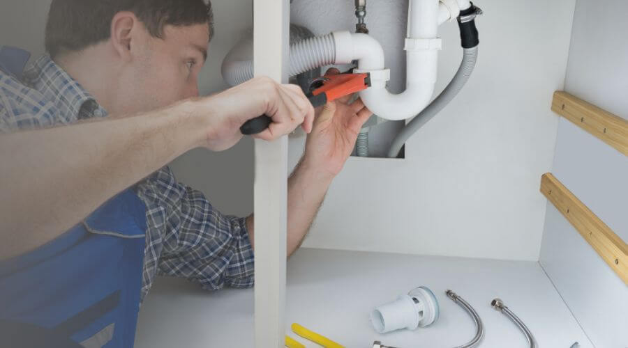 Local expert plumbing services in Scotia, CA
